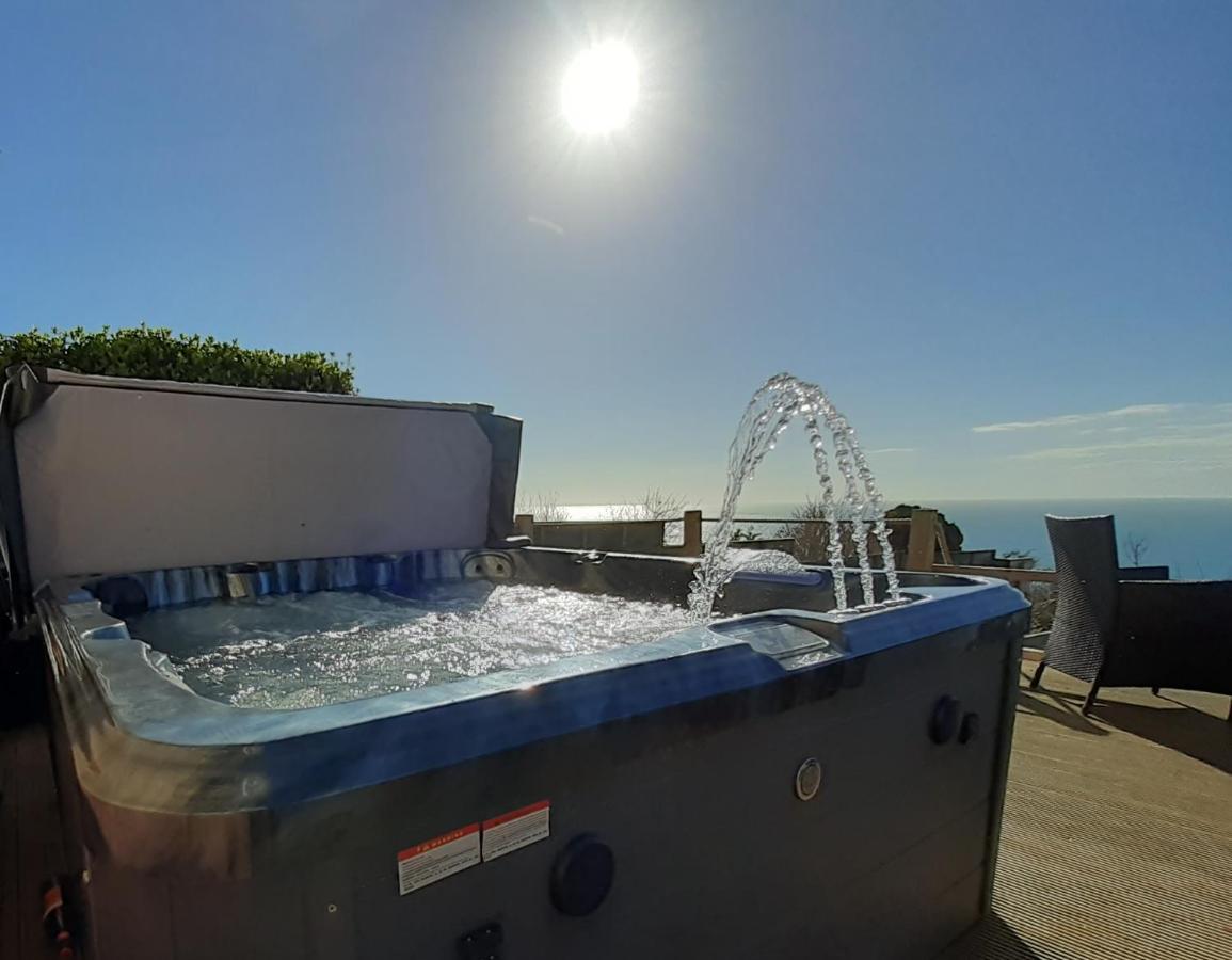 Villa Jurassic View 3 Bed House With Hot Tub Castletown  Exterior foto